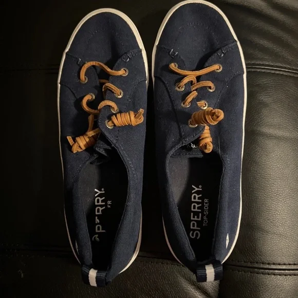 Women's Navy Casual Sneakers - Picture 2 of 2
